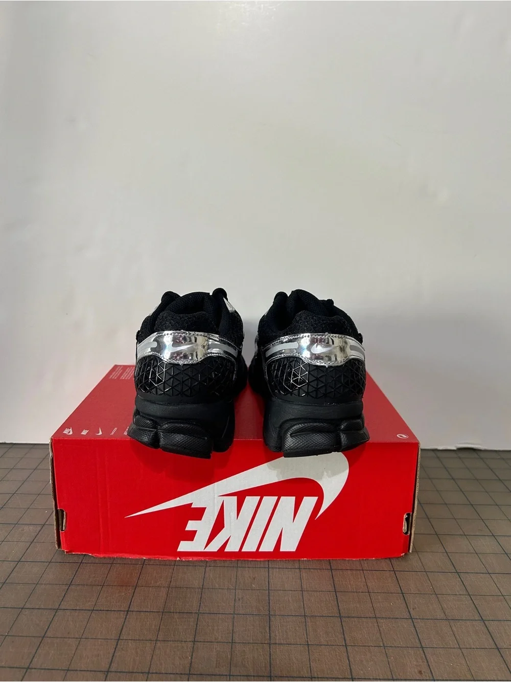Nike Air Zoom Vomero 5 ‘Black Metallic Silver’